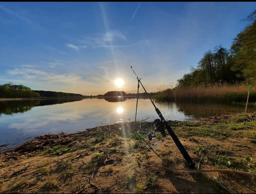 Jezioro i strefa ciszy przy obiekcie